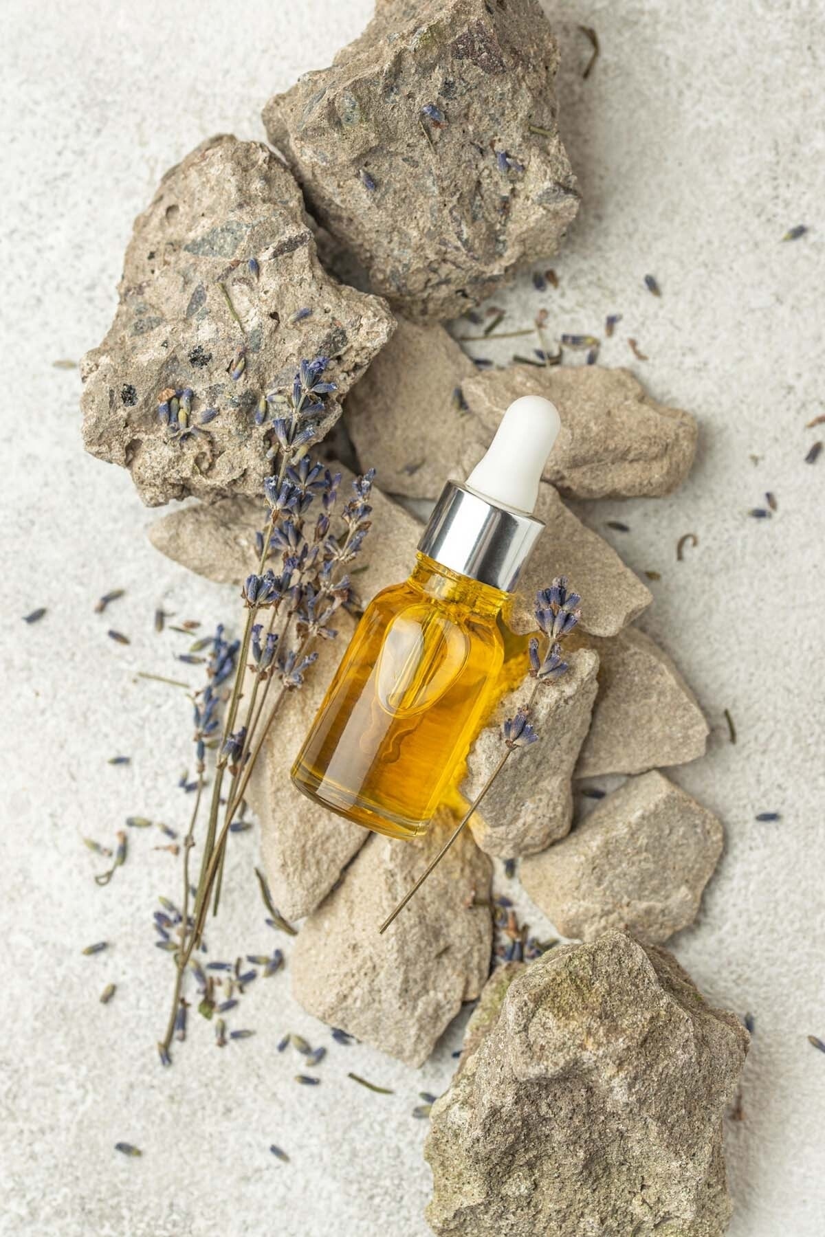 Lavanta Uçucu Yağı 10 ml% 100 Saf Doğal Bitkisel Aromaterapi 